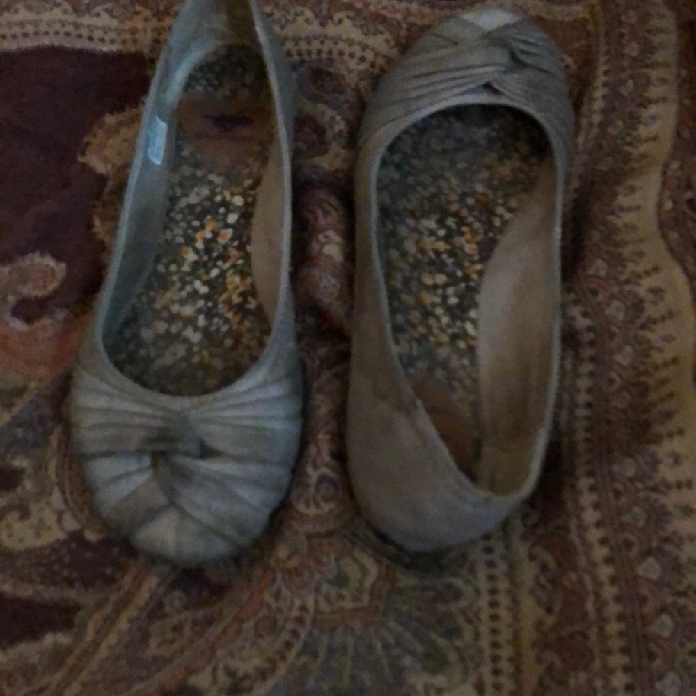 Tan, Neutral Rocket Dog Flats Size 5.5